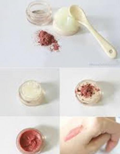 Жидкий прозрачный блеск для губ своими руками. Косметика своими руками. Ухаживающий блеск для губ можно сделать всего за 10 минут 03 Жидкий прозрачный блеск для губ своими руками. Косметика своими руками. Ухаживающий блеск для губ можно сделать всего за 10 минут 03