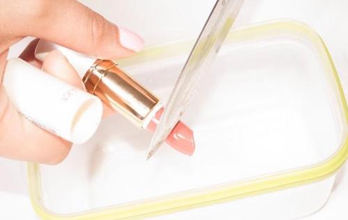 Как сделать блеск для губ своими руками. Как сделать блеск для губ? 18 Как сделать блеск для губ своими руками. Как сделать блеск для губ? 18