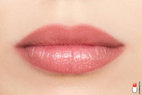 Как сделать блеск для увеличения губ в домашних условиях. Как сделать губы пухлыми без инъекций? Тренируемся перед зеркалом