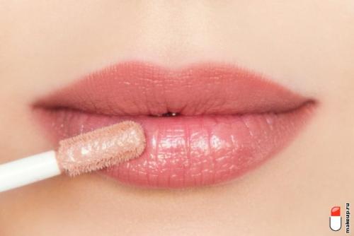 Как сделать блеск для увеличения губ в домашних условиях. Как сделать губы пухлыми без инъекций? Тренируемся перед зеркалом