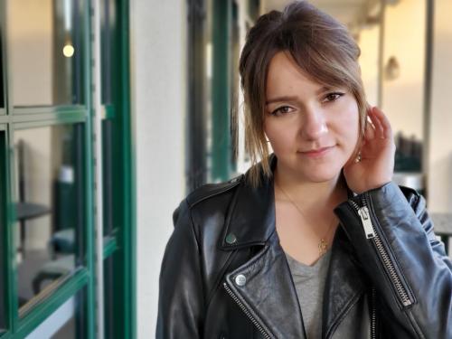 Какие инструменты нужны для причёски каре без ножниц. Как подстричь каре самостоятельно: мой простой способ и видео