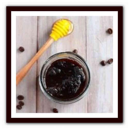 Можно ли добавлять другие ингредиенты в рецепт скраба из меда и кофе. Рецепты скраба из кофе и меда для лица