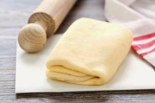 Слоеное дрожжевое тесто. Дрожжевое слоеное тесто — 10 пошаговых рецептов приготовления