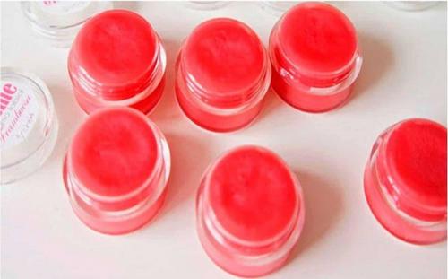 Как сделать блеск для губ без пчелиного воска. Основные правила при изготовлении бальзама для губ. 03 Как сделать блеск для губ без пчелиного воска. Основные правила при изготовлении бальзама для губ. 03