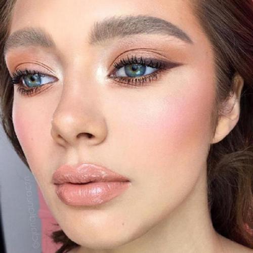 Как сделать блеск для губ без пчелиного воска. Основные правила при изготовлении бальзама для губ. 06 Как сделать блеск для губ без пчелиного воска. Основные правила при изготовлении бальзама для губ. 06