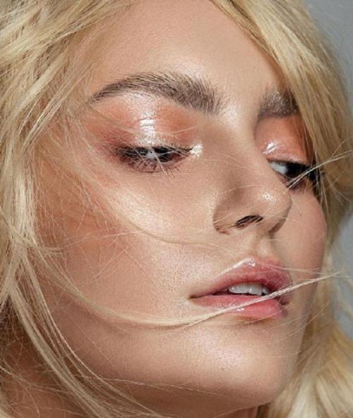 Как сделать блеск для губ без пчелиного воска. Основные правила при изготовлении бальзама для губ. 08 Как сделать блеск для губ без пчелиного воска. Основные правила при изготовлении бальзама для губ. 08