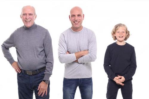 Какие факторы могут привести к диффузному поредению волос