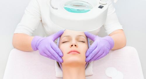 Комбинированная чистка лица этапы. Комбинированная чистка лица в Москве