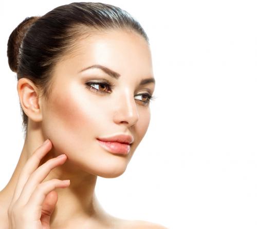 Как правильно наносить румяна. Нанесение румян в зависимости от формы лица