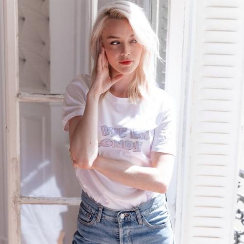 Смывка краски с волос в салоне и домашних условиях. Как смыть краску с волос в домашних условиях