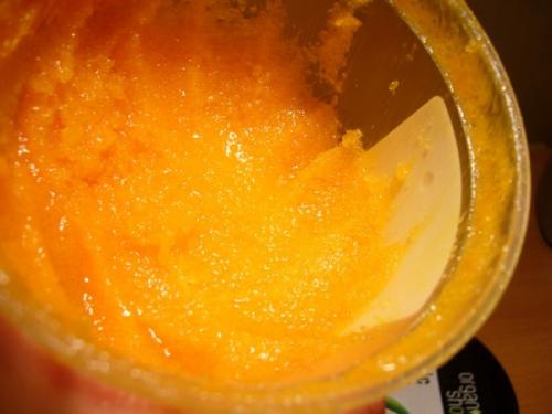 Домашние скрабы для губ: простой рецепт из меда и сахара 02