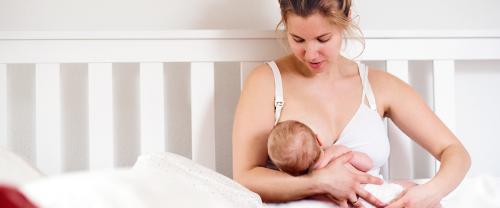 Как справиться с болями в груди при грудном вскармливании
