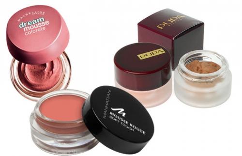 Как правильно наносить румяна на круглое лицо. Правила корректировки контура