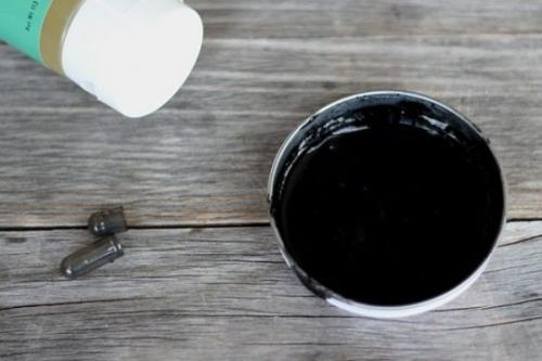 Делаем маску для лица из активированного угля. Делаем маску дома