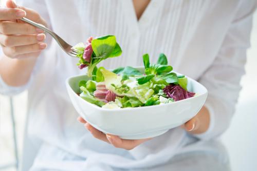 Правильный выбор времени приема пищи помогает похудеть. Сколько раз в день нужно есть, чтобы похудеть? 03