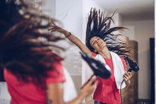 Процедуры для волос от пушистости. Почему пушатся волосы после мытья?