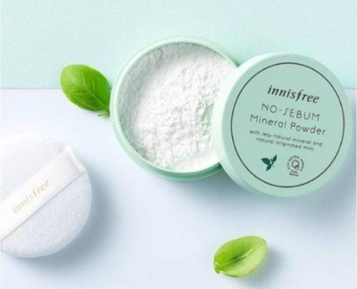 Лучшая пудра для возрастной кожи. Рейтинг лучшей пудры для лица 2022, по мнению визажистов