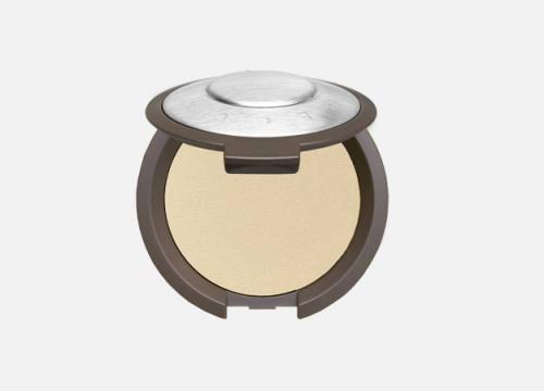 12 лучших минеральных пудр. Лучшие минеральные пудры для макияжа 06