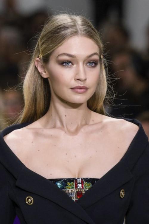 Какой макияж подходит к вечернему наряду на выпускной. Макияж на выпускной: идеи