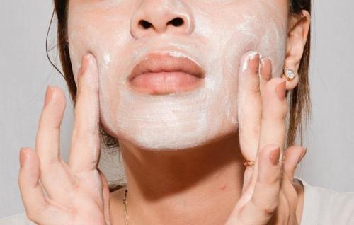 Можно ли смешивать соду с другими масками для улучшения состояния кожи. Маски с содой: рецепты