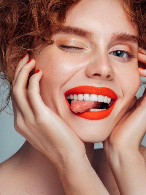 Как сохранить губную помаду и жидкий блеск для губ в идеальном состоянии в течение дня. Губная гармония: как правильно хранить помаду