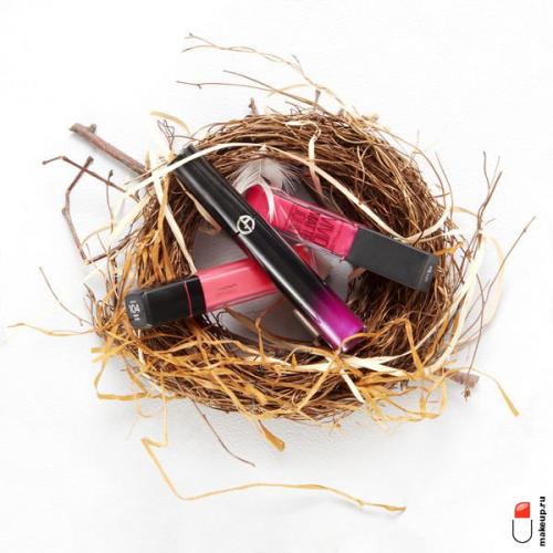 Как правильно наносить жидкую помаду и блеск для губ, чтобы создать стойкий и красивый макияж. Популярные средства для макияжа губ