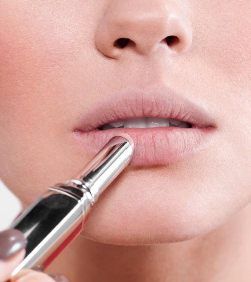 Как избежать основных ошибок макияжа губ: 6 советов от визажистов 20 Как избежать основных ошибок макияжа губ: 6 советов от визажистов 20
