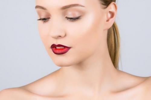 Как избежать основных ошибок макияжа губ: 6 советов от визажистов 01 Как избежать основных ошибок макияжа губ: 6 советов от визажистов 01