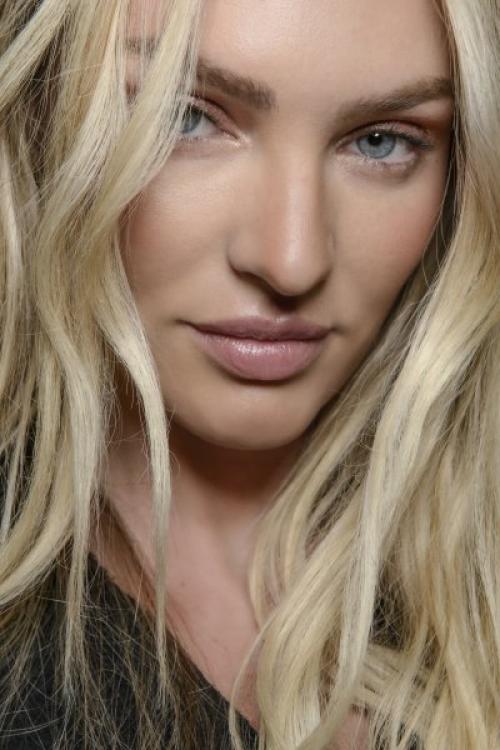 Какие оттенки чаще встречаются в жидких помадах и блесках для губ. Модные оттенки и текстуры помад в 2024 году