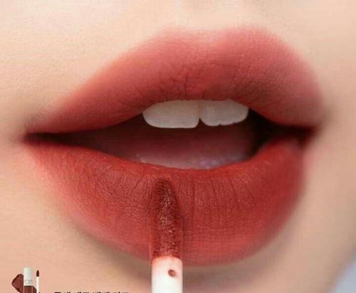 Как выбрать тинт с подходящим оттенком. Как выбрать идеальный тинт для губ.