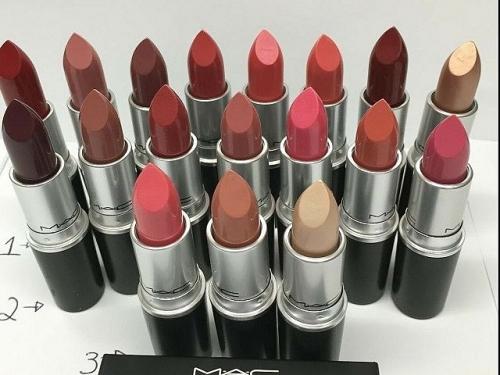 Как подобрать помаду для губ в соответствии с цветотипом и формой губ. На что обратить особое внимание