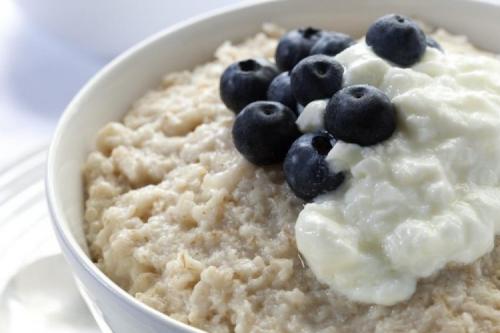 Какие полезные каши можно приготовить для ПП завтрака. Каши на завтрак: 20 рецептов, которые разнообразят твое меню