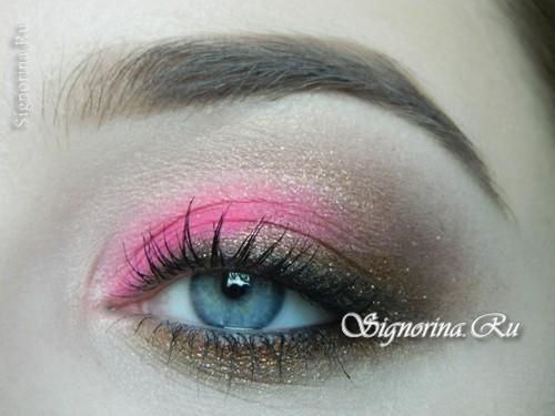 Макияж к розовому платью 2023 год. Разновидности косметики 18 Макияж к розовому платью 2023 год. Разновидности косметики 18