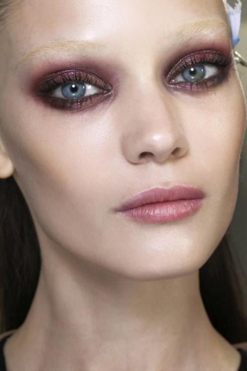 Розовый макияж со стрелками. Розовый макияж: 5 вариантов