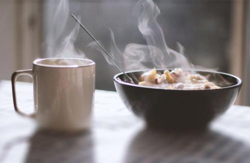 Какие каши полезно есть утром натощак. Зачем есть кашу по утрам, какую лучше купить и как приготовить: освежаем ваши базовые знания