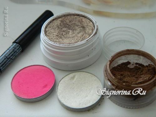 Особенности макияжа под розовое платье. Как сделать макияж под розовое платье? 31 Особенности макияжа под розовое платье. Как сделать макияж под розовое платье? 31