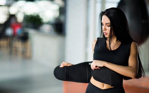 Как правильно одевать пояс для похудения: полезные советы 06