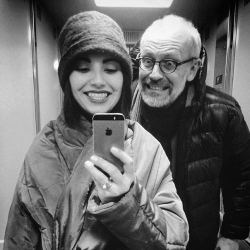 Между Александром гордоном и нозанин абдулвасиева разница в 31 год. 02