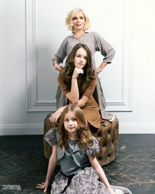 Это актриса Мария Порошина - мама 5 х детей. 04