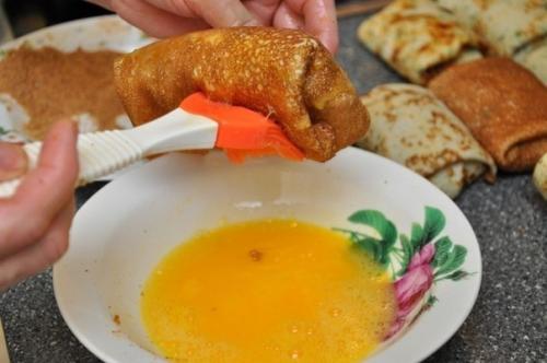 Блинчики с начинкой в панировке. 05