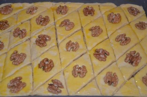 Пахлава. Вариантов приготовления этой восточной сладости громадное количество. 06 Пахлава. Вариантов приготовления этой восточной сладости громадное количество. 06