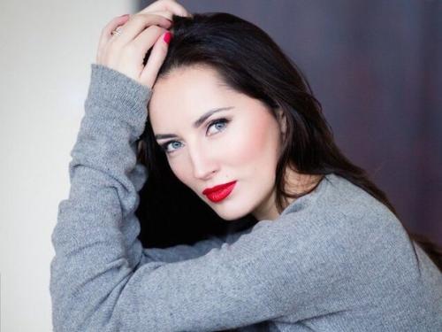 Чем мудрая женщина от умной отличается. Чем мудрая женщина от умной отличается.