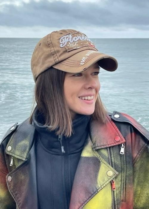 Бабка или еще ничего?  