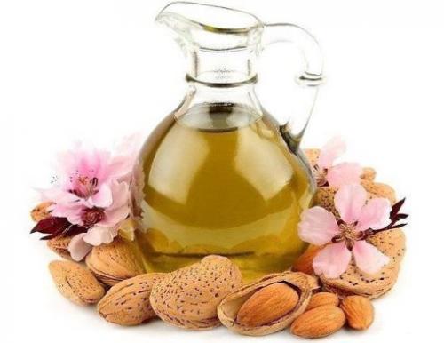 10 причин полюбить миндальное масло. 

