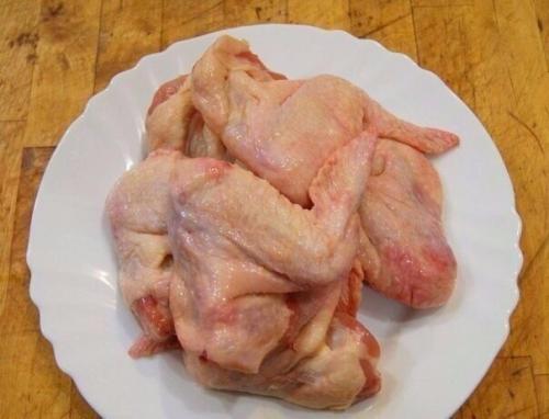 Крылышки хрустящие. Ингредиенты: 02