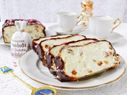 Львовский сырник.

Пожалуй, львовский сырник - это самая вкусная творожная выпечка, которую мне приходилось пробовать и готовить.  