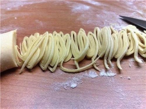 Как сделать домашнюю лапшу: 3 варианта на выбор! 01 Как сделать домашнюю лапшу: 3 варианта на выбор! 01