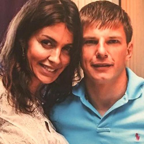 Экс - супруга Аршавина попросила прощения у Барановской, семью которой она разрушила. 03