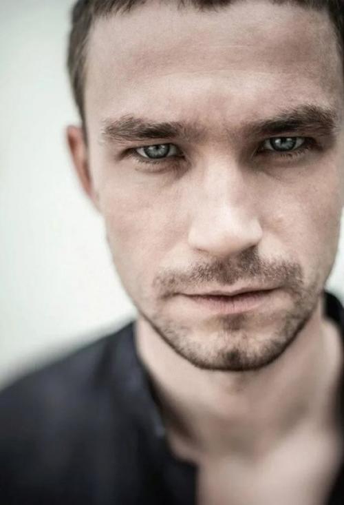 Один из любимых актеров алекcандр Пeтров. 04