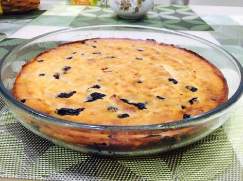 Творожная запеканка с черникой.